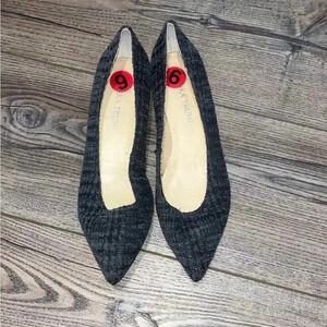 Ivanka Trump size 6 flats